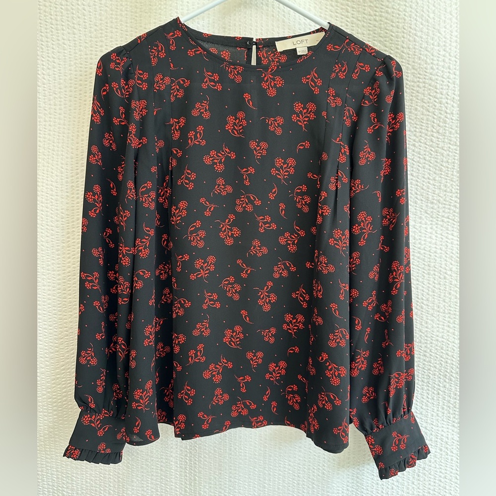 LOFT Black Red Floral Long Sleeve Blouse Petite Small Work Office Career Top